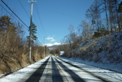 鉢巻道路も雪景色。.jpg
