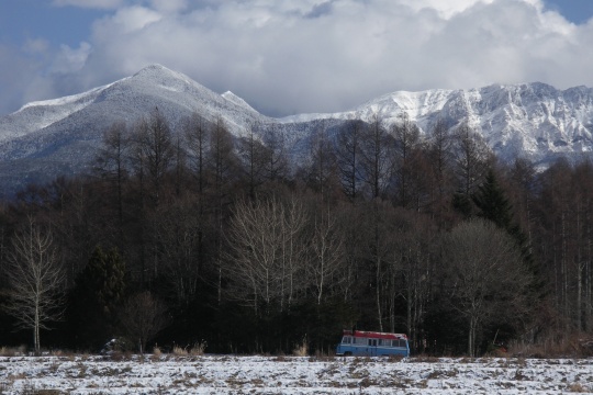 雪原にバス。.jpg